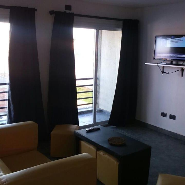 Rumbo Sur Trenque Lauquen Exterior photo